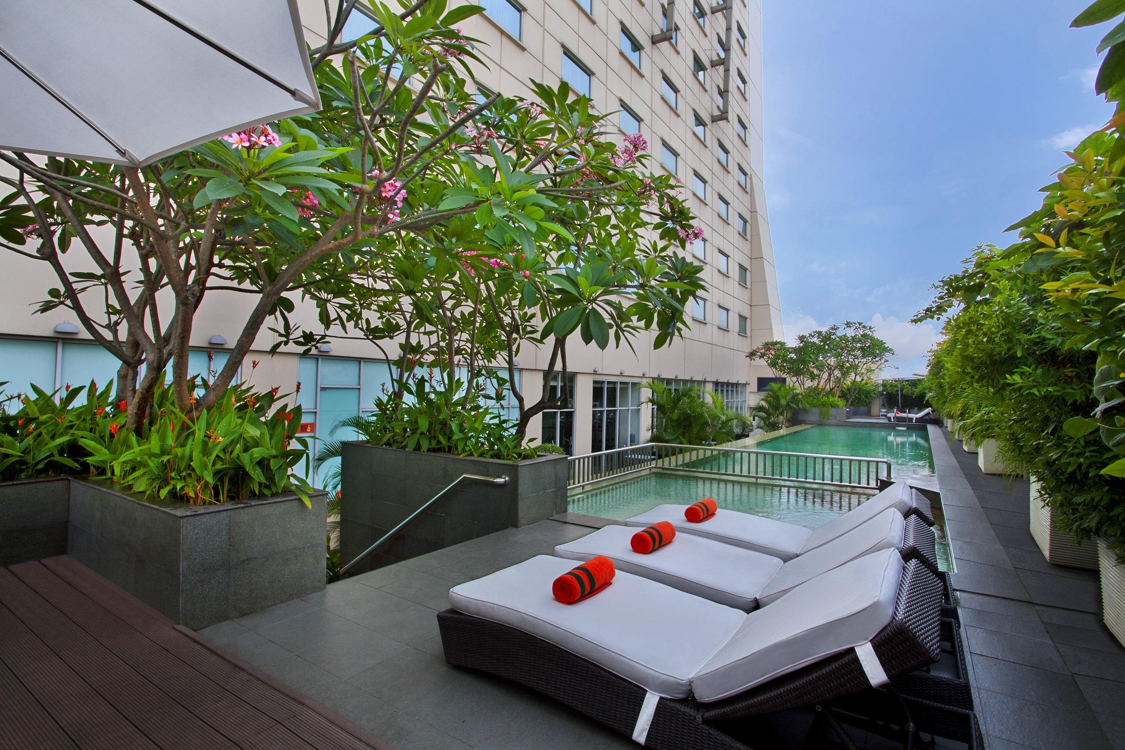 Harris And Conventions Kelapa Gading 4*