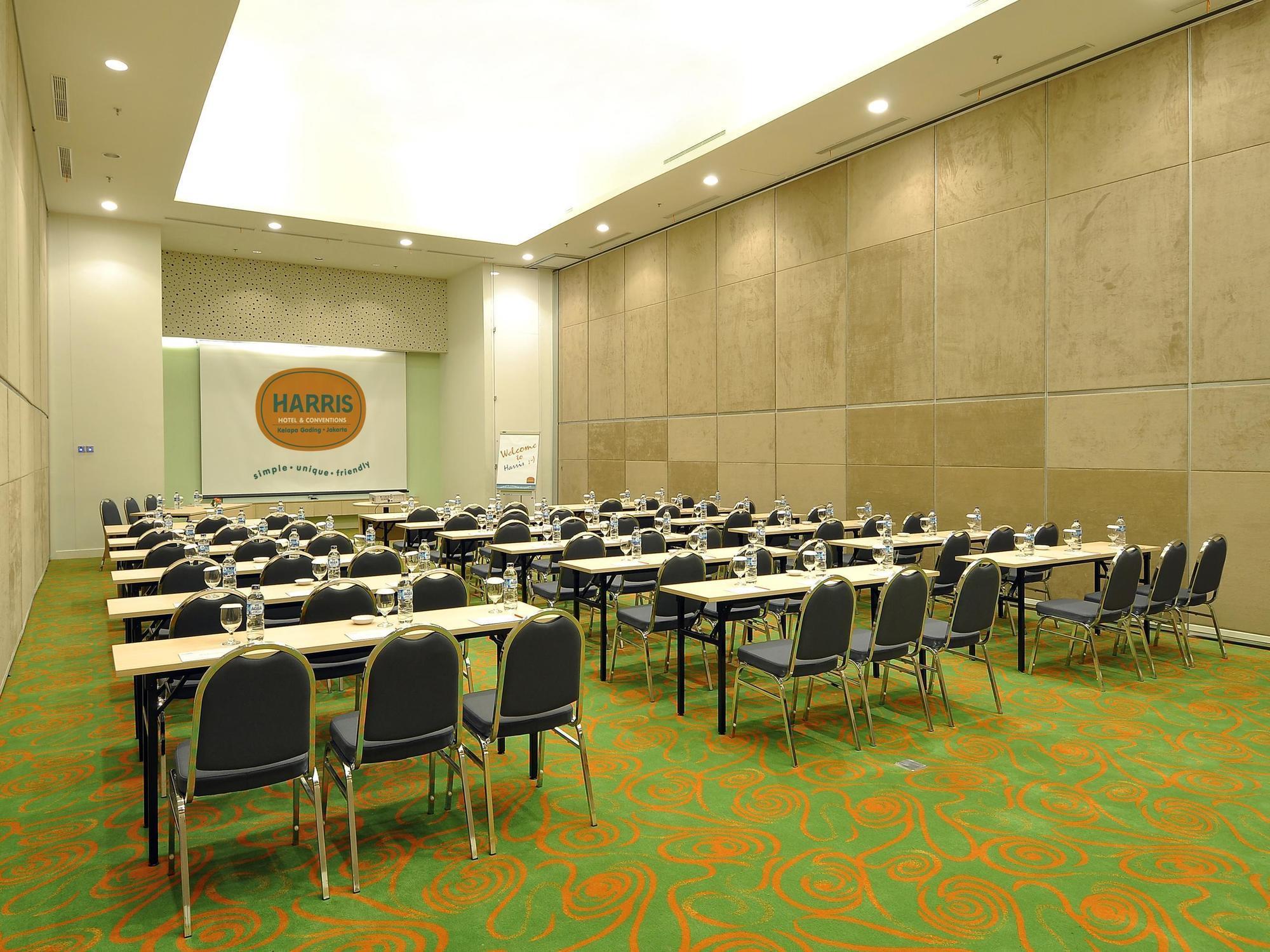 Harris And Conventions Kelapa Gading 4*
