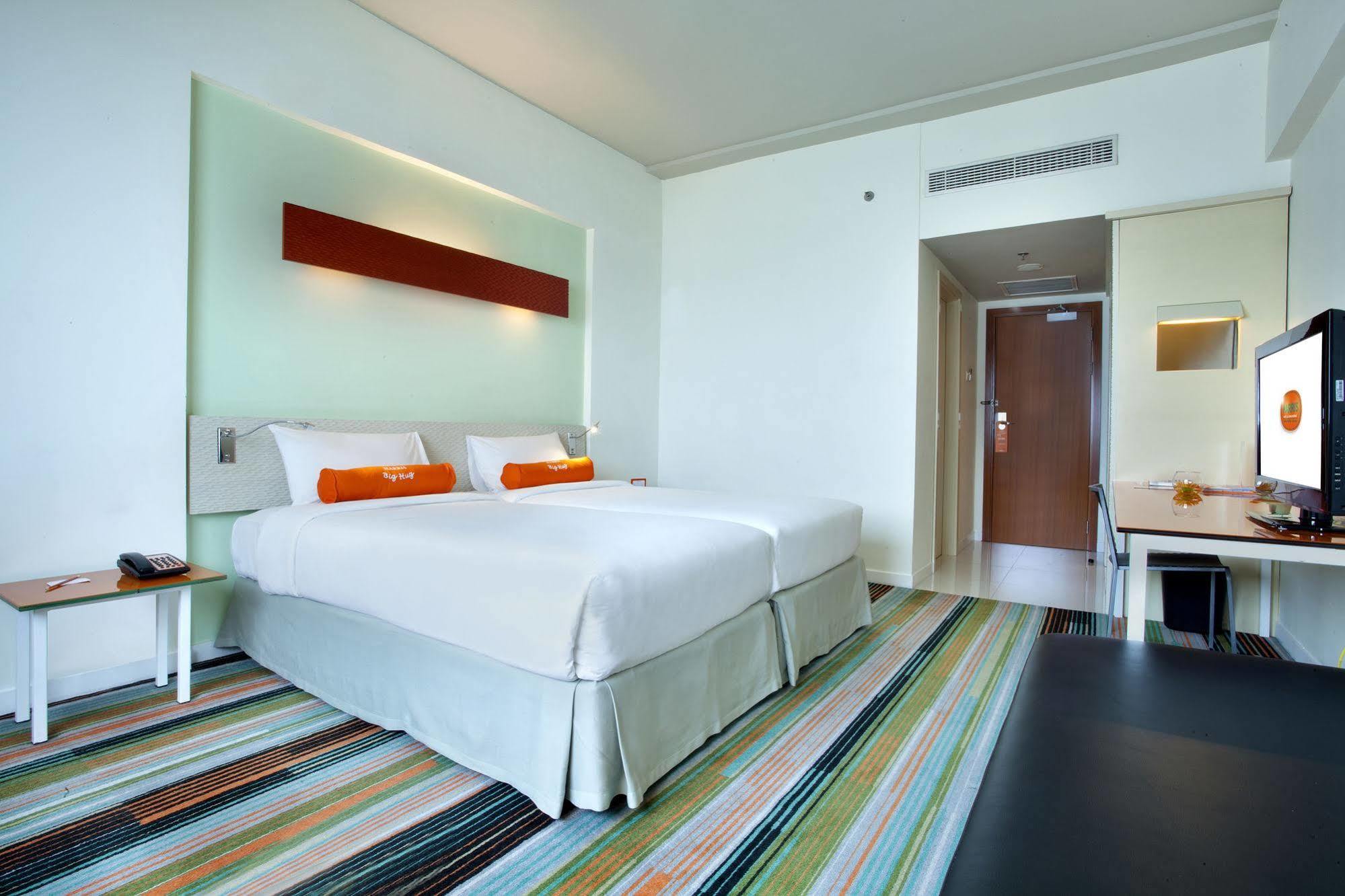 Harris And Conventions Kelapa Gading 4* Jakarta