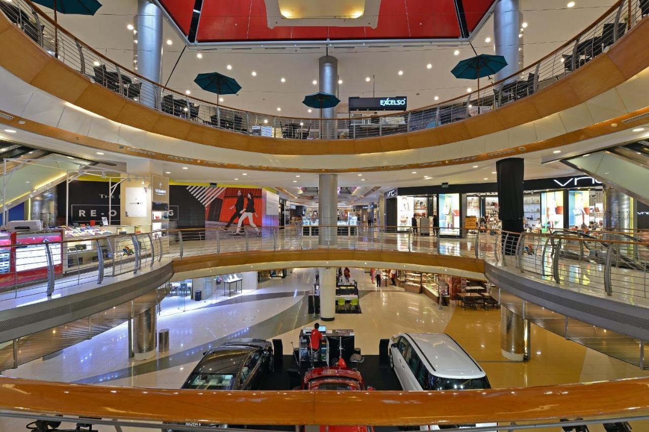 Hotel Harris And Conventions Kelapa Gading