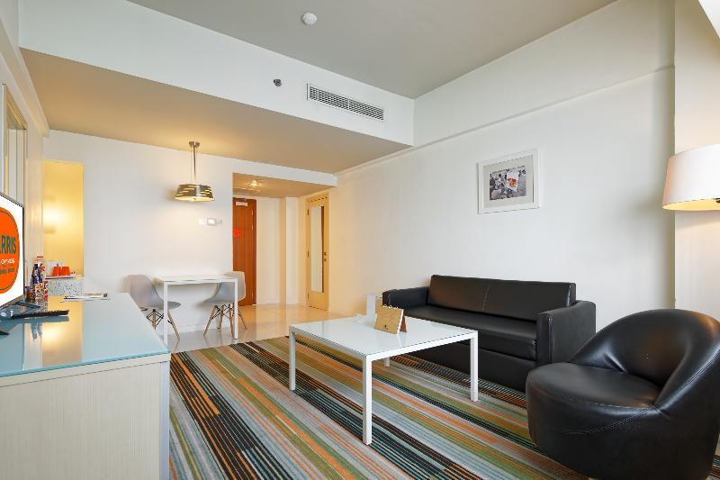 Harris And Conventions Kelapa Gading 4*